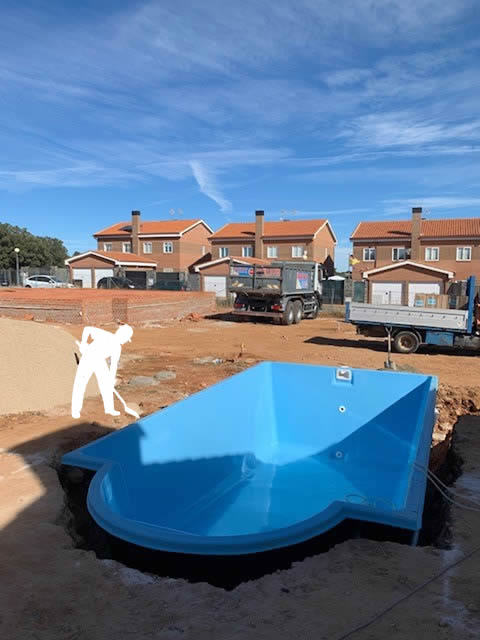 obras piscina guadalajara, instalación relleno de arena
